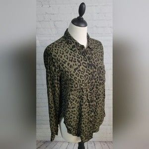 Lucky Brand Animal Print Button Down size Sm